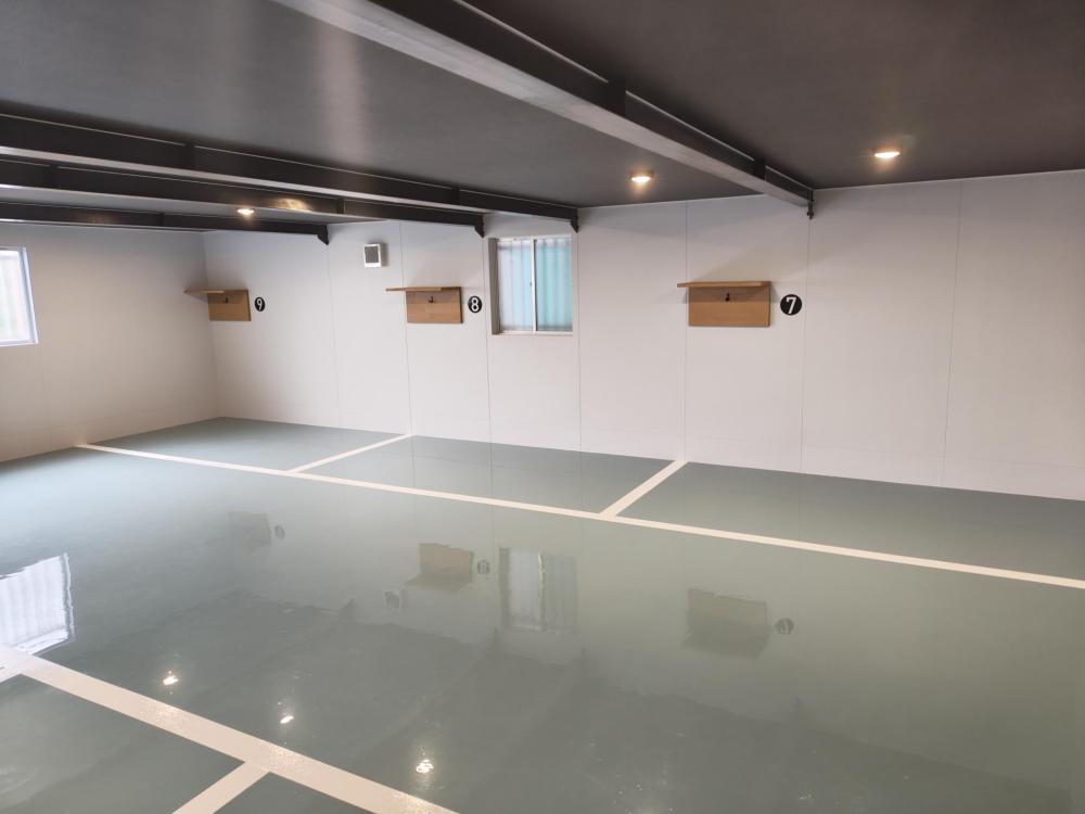 バイクガレージ貝塚