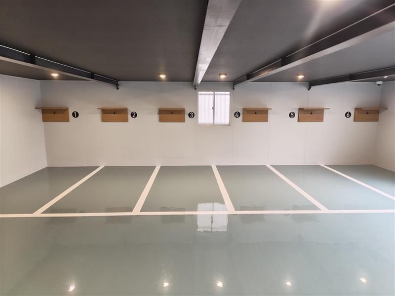 バイクガレージ貝塚